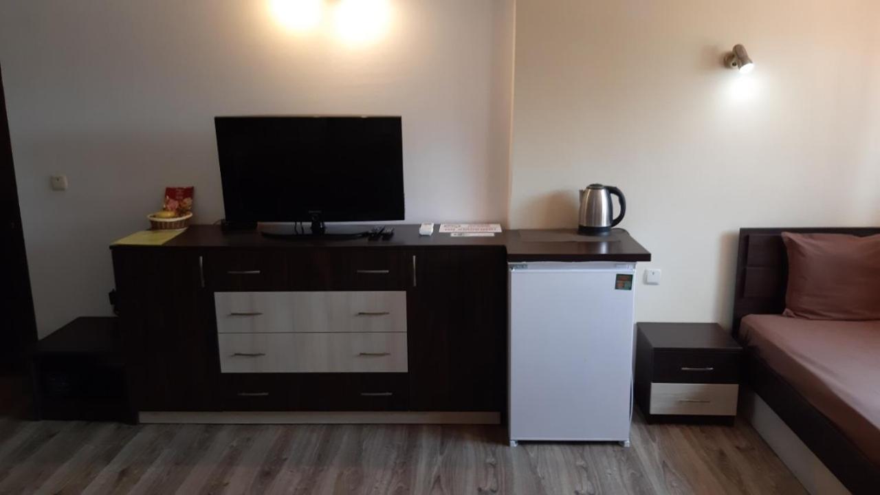 Guest House Bulgari Kazanluk Bagian luar foto