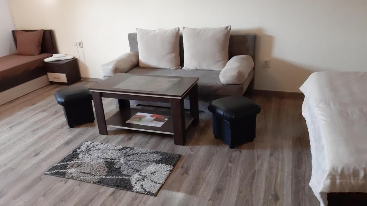 Guest House Bulgari Kazanluk Bagian luar foto